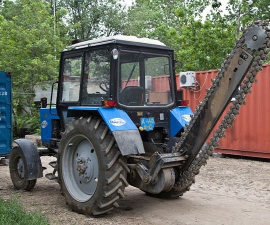 Траншеекопатель в аренду во Всеволжске и  Ленинградской области